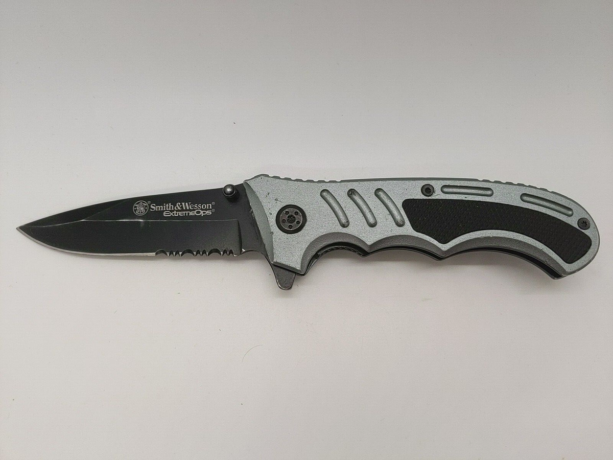 SMITH & WESSON CKSUR2CP Extreme Ops Liner Knife