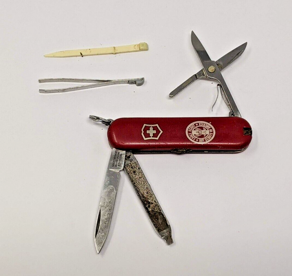 Eagle Scout Boy Scouts of America Victorinox Classic SD SAK Pocket Knife 58mm