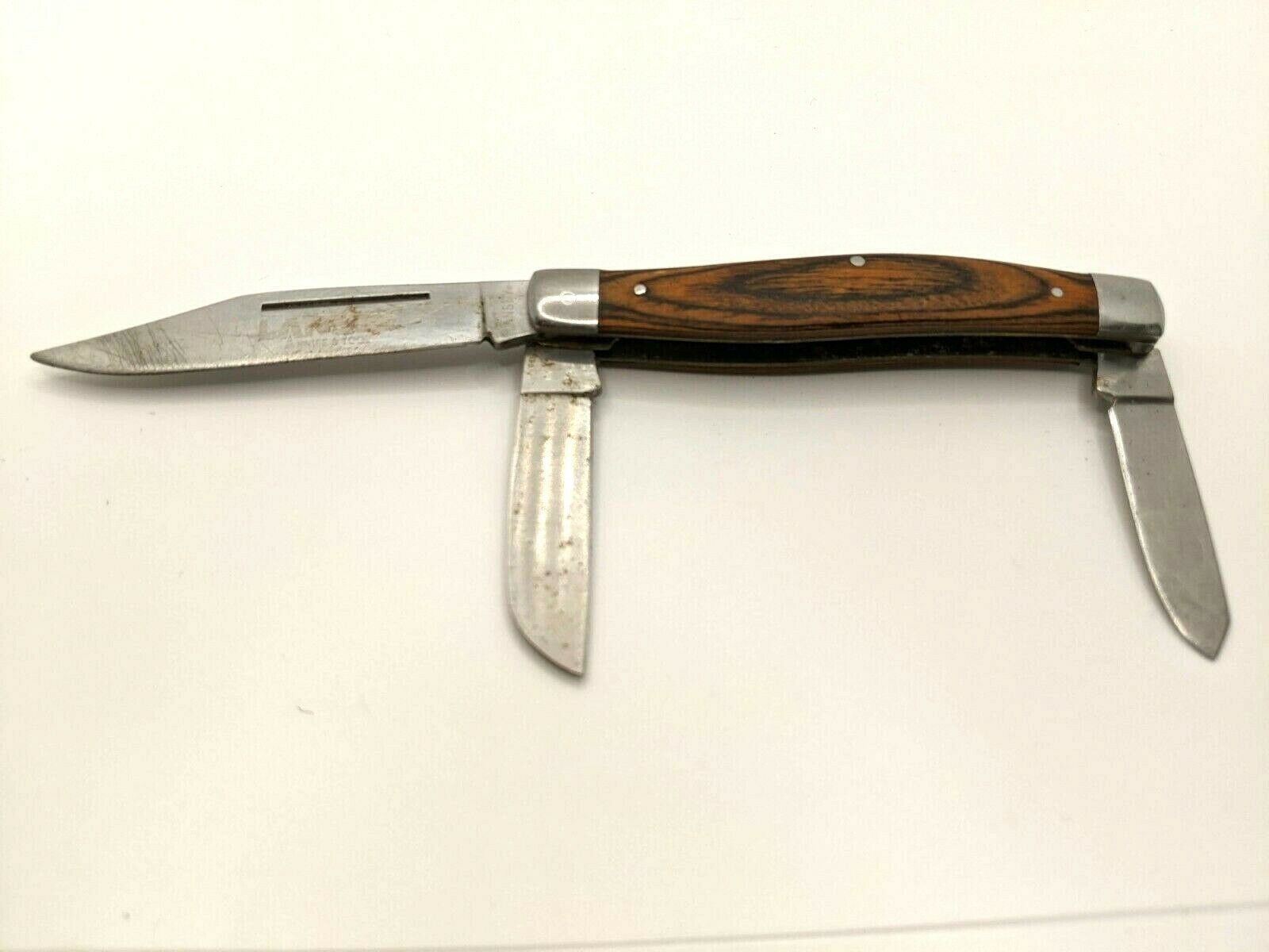 Wood Handle – UsedKnives.com