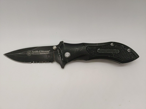 Smith & Wesson CK2B Homeland Security Folding Pocket Knife Titanium 440 Steel