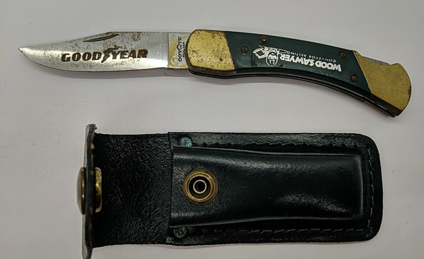Vintage Coyote Lockback Plain Clip Point Blade Green Handle Folding Pocket Knife