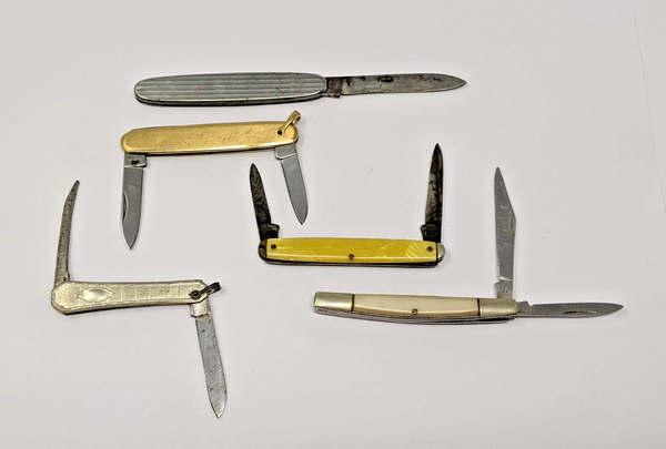 Lot of 5 Small Pocket Knives (A) 2-Japan 1-Germany 1-Camillus NY - 1 Unknown