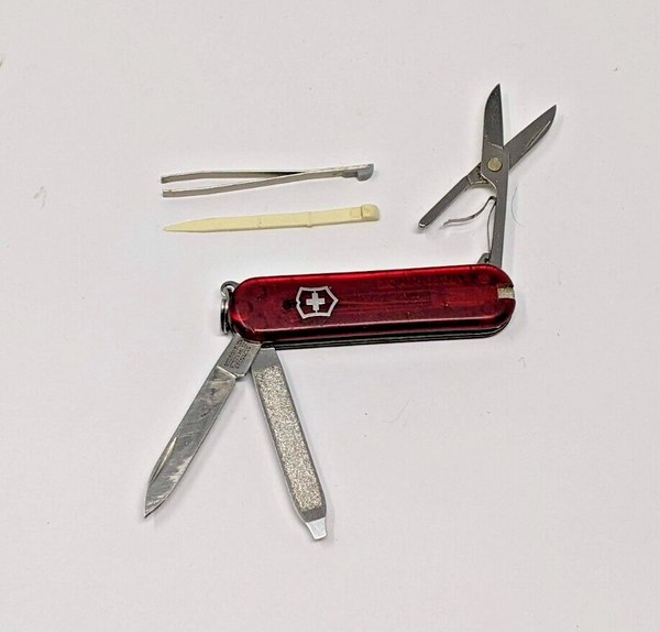 Ruby Red Victorinox Classic SAK Pocket Knife 58mm *No Logo* Toothpick Tweezers