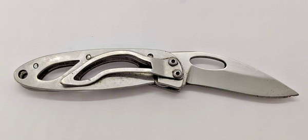 True Utility Skeleton Folding Pocket Knife Black Handle Frame Lock Plain  Edge